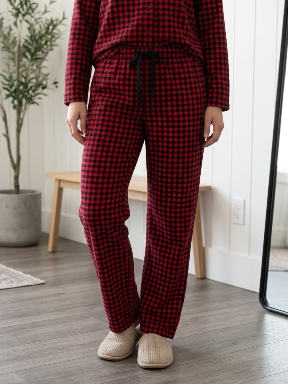 Gilligan & O'Malley Red and Black Buffalo Plaid Lounge Pants - Size Small
